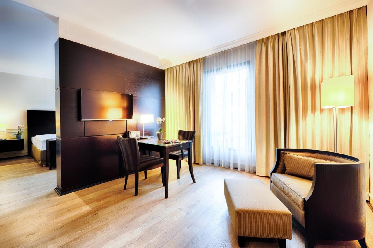 Welcome Parkhotel Ойскірхен Екстер'єр фото